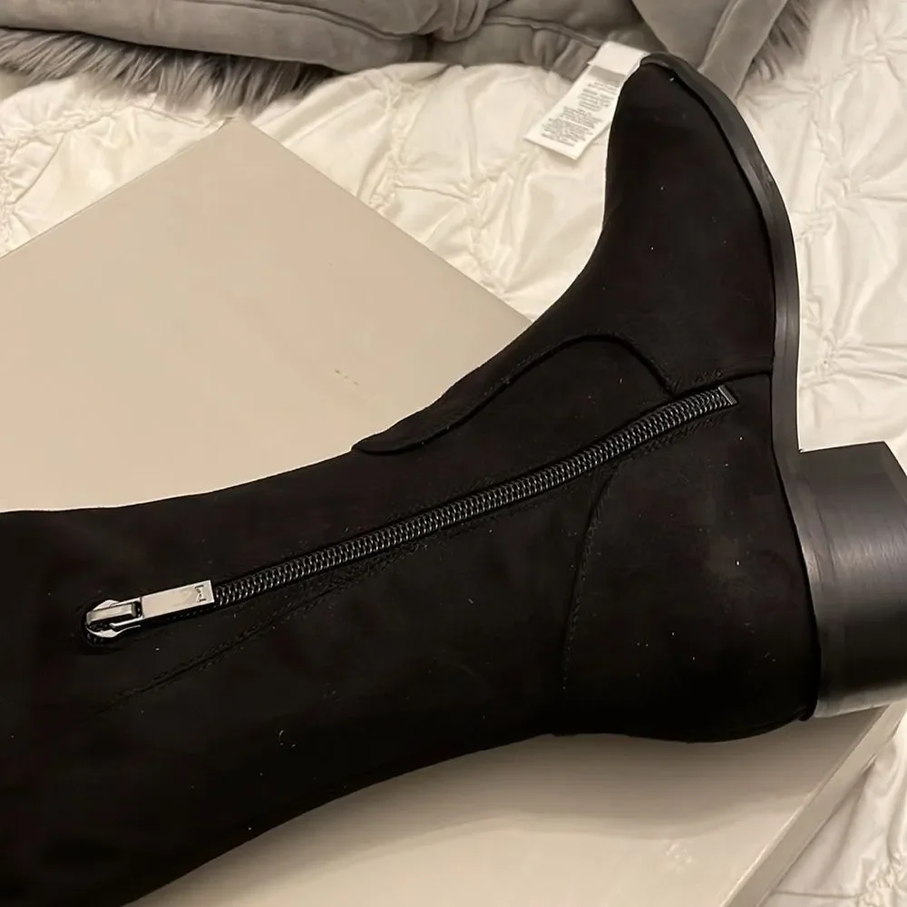 - NWT IN BOX MARK FISHER OVER THE KNEE YUNA BOOTS BLACK SIZE 5.5